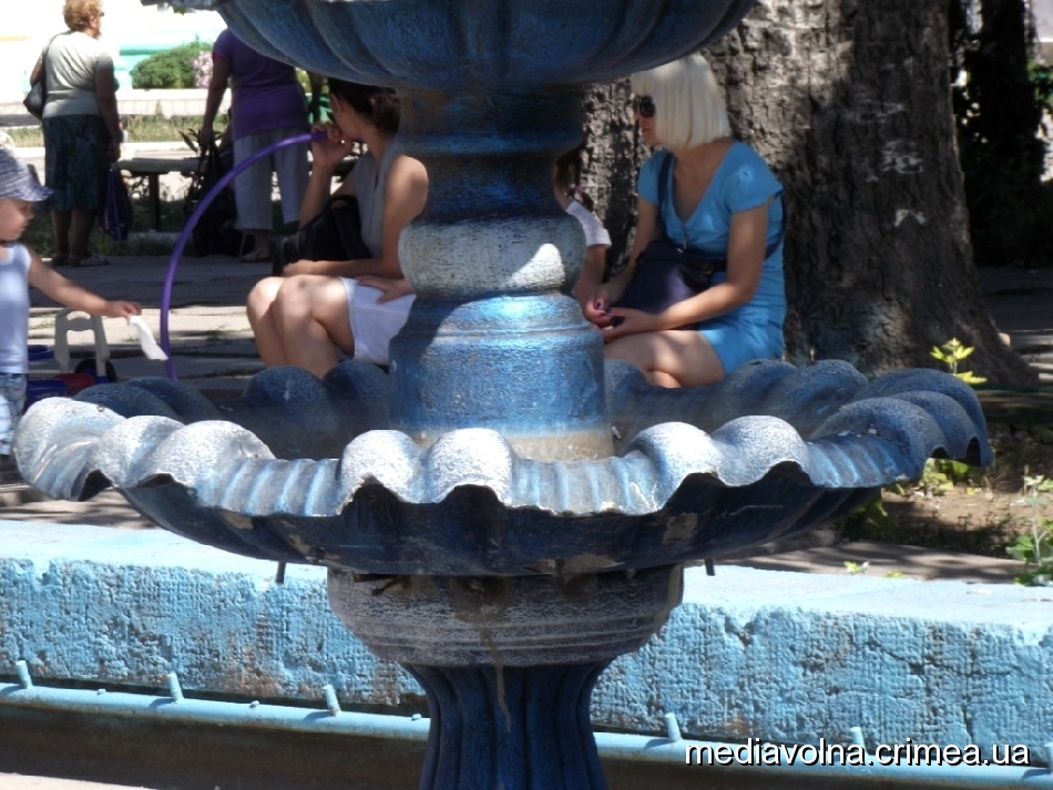 В центре Джанкоя восстановили фонтан (фото)